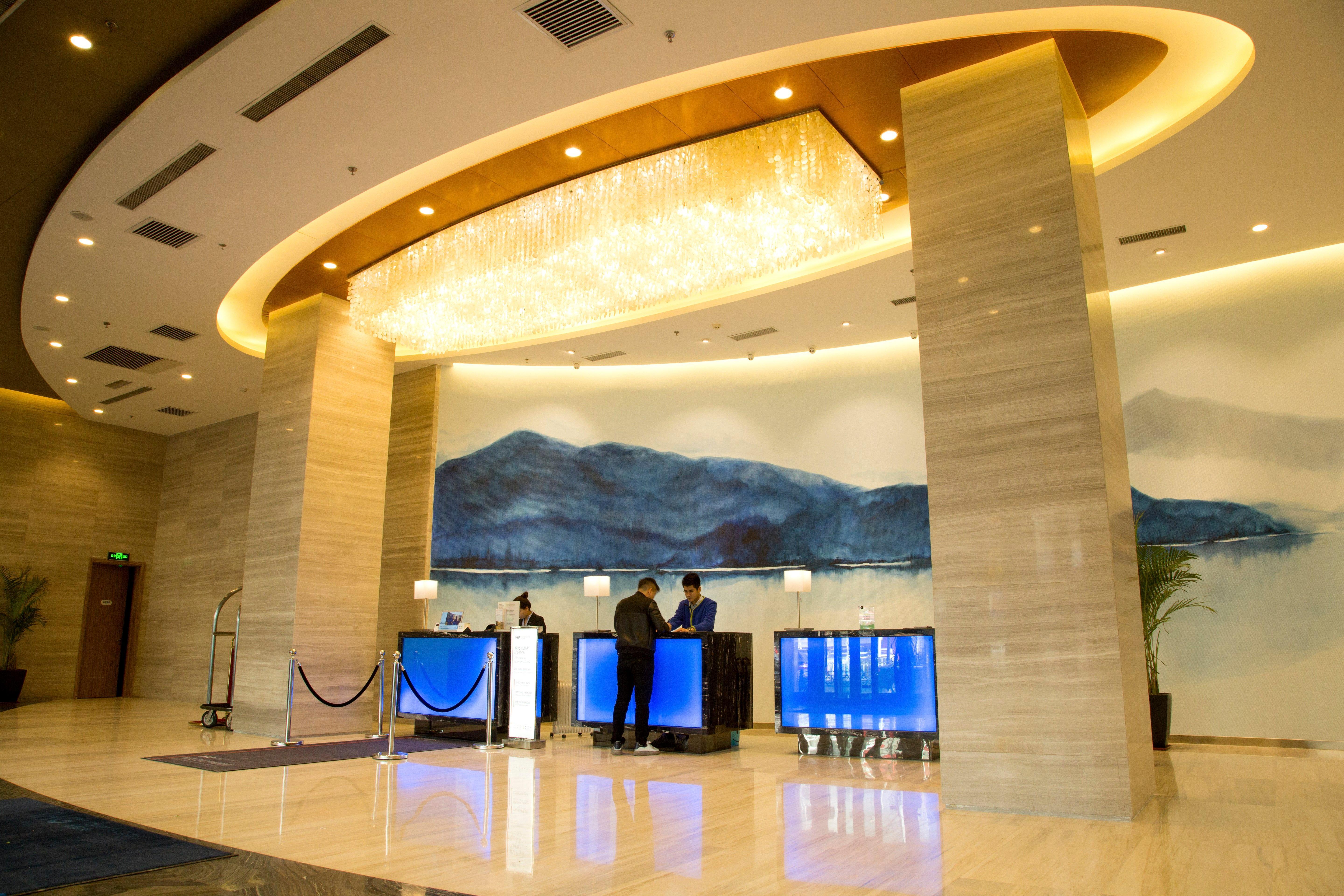 Holiday Inn Express Anshan Downtown By Ihg Esterno foto